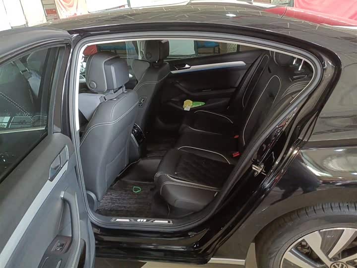 Фото 17 - Volkswagen Magotan GTE Hybrid