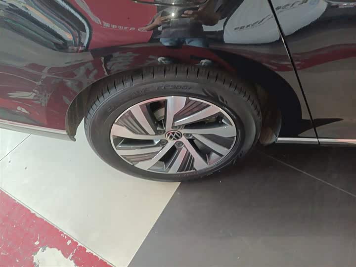 Фото 26 - Volkswagen Magotan GTE Hybrid