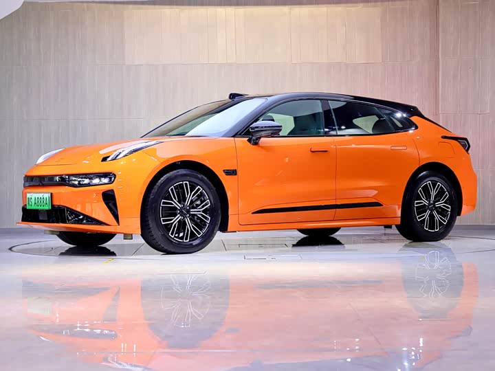 Фото 1 - Zeekr 001