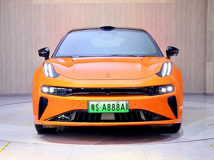 Фото 2 - Zeekr 001