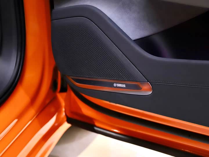 Фото 22 - Zeekr 001