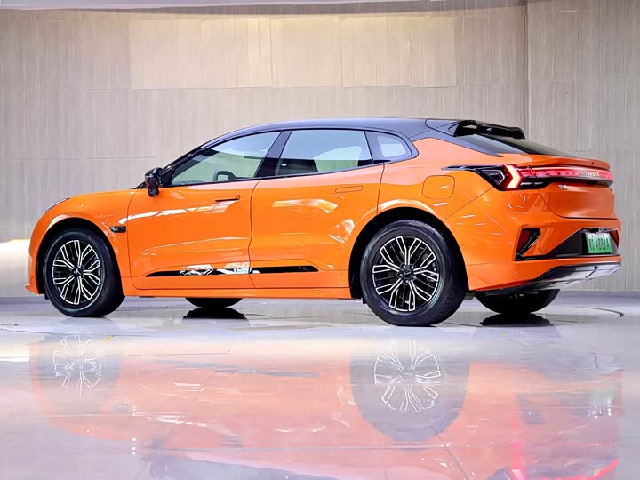 Фото 5 - Zeekr 001