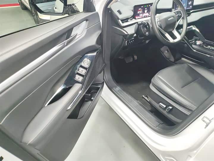 Фото 16 - Haval H6