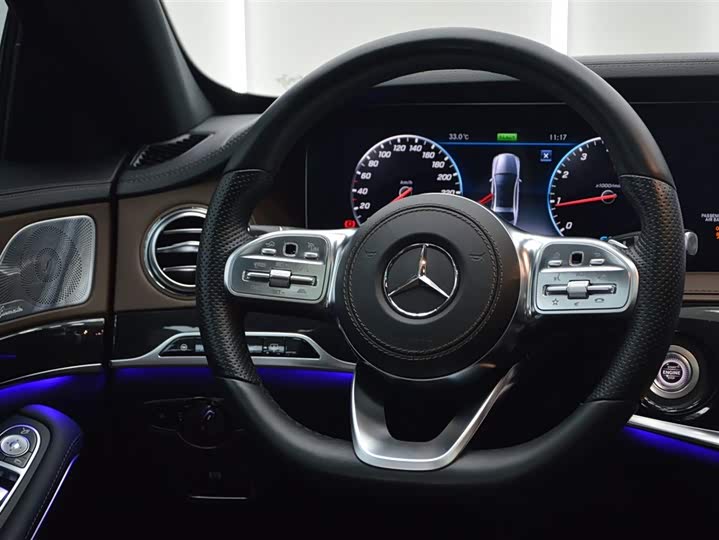 Фото 14 - Mercedes-Benz S-Class