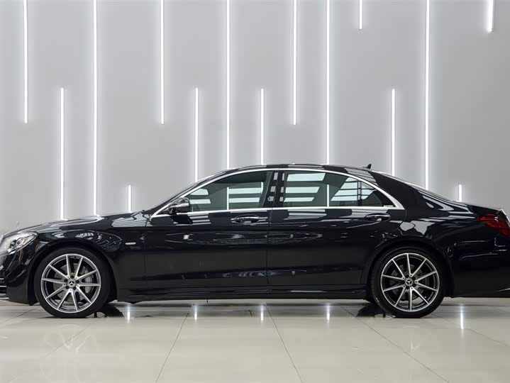 Фото 4 - Mercedes-Benz S-Class