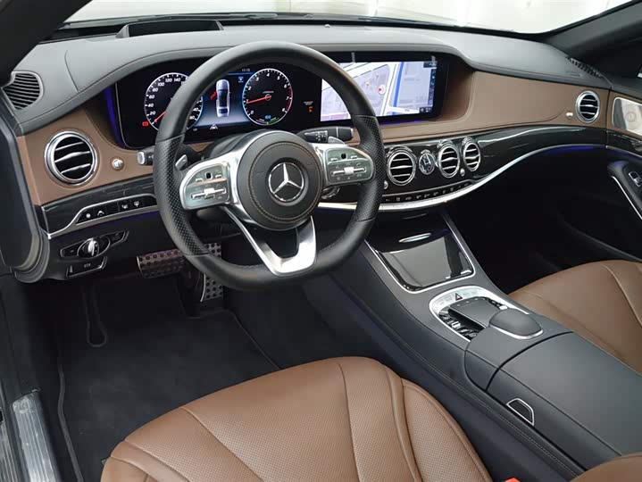 Фото 9 - Mercedes-Benz S-Class