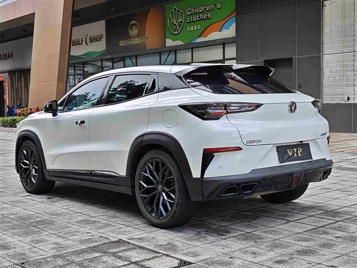 Фото 14 - Changan UNI-T