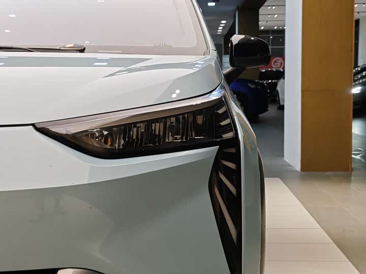 Фото 2 - GAC Aion Y