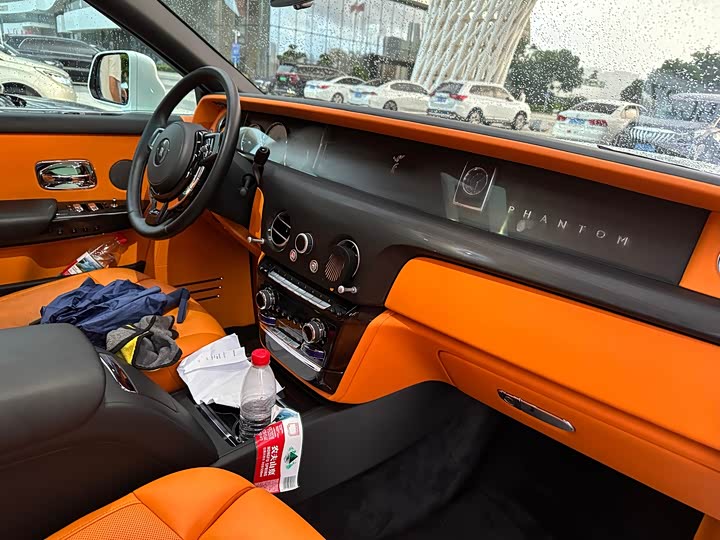 Фото 10 - Rolls-Royce Phantom