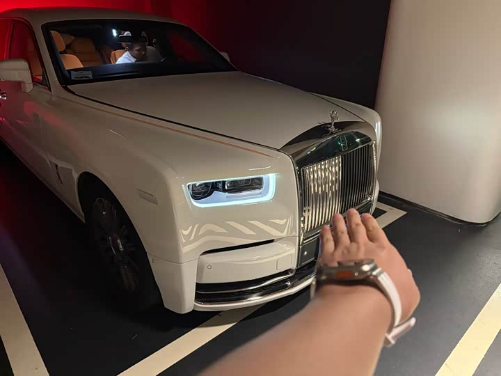 Фото 8 - Rolls-Royce Phantom