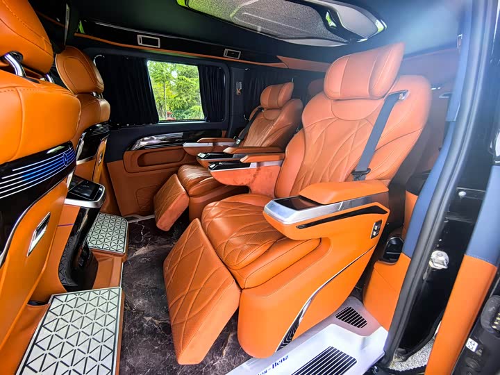 Фото 12 - Mercedes-Benz Vito