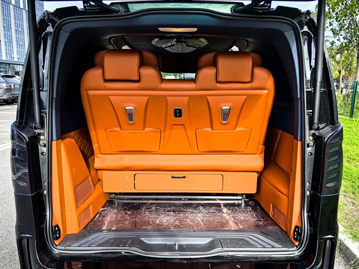 Фото 18 - Mercedes-Benz Vito