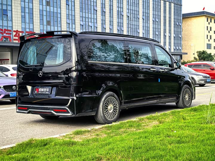 Фото 36 - Mercedes-Benz Vito