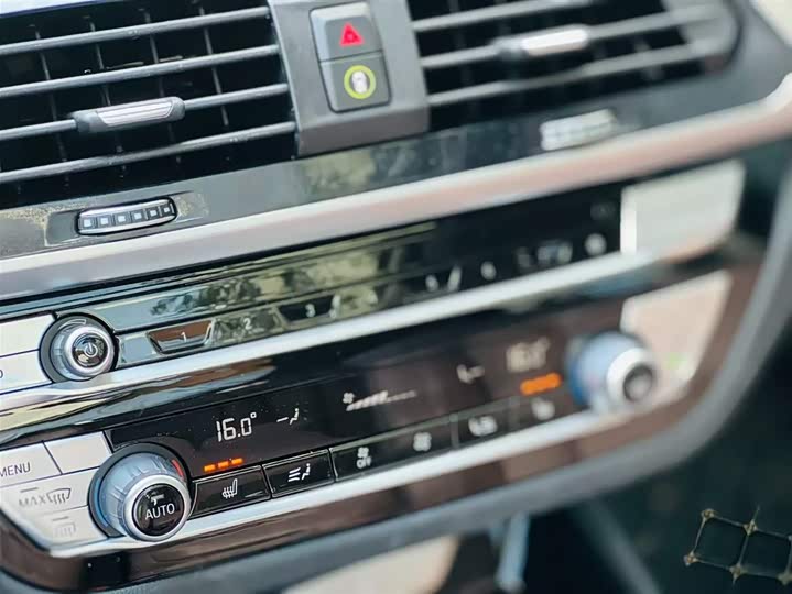 Фото 11 - BMW X3