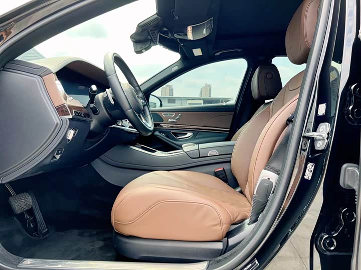 Фото 3 - Mercedes-Benz S-Class