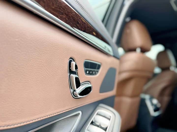 Фото 6 - Mercedes-Benz S-Class