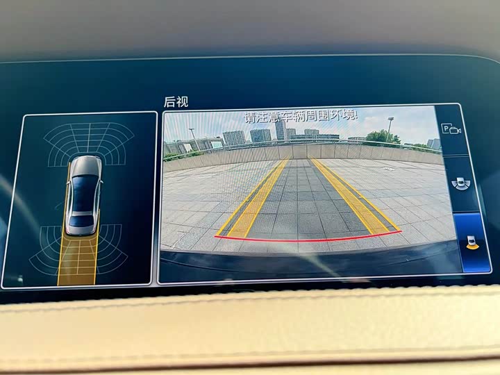 Фото 8 - Mercedes-Benz S-Class