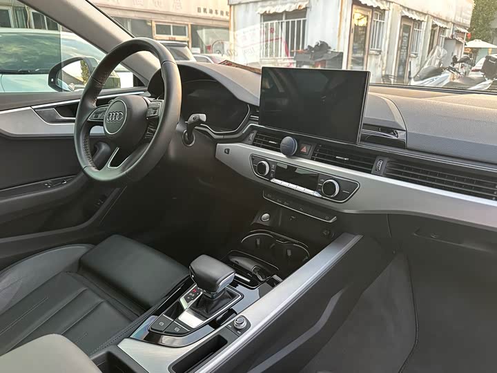 Фото 12 - Audi A5