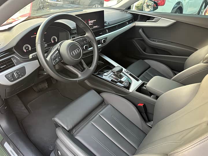 Фото 5 - Audi A5