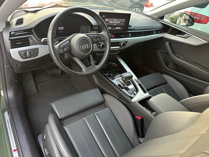 Фото 6 - Audi A5