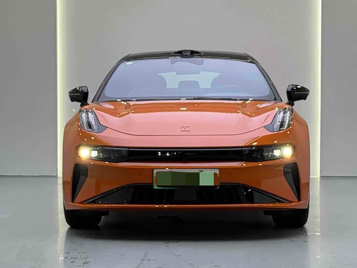 Фото 2 - Zeekr 001