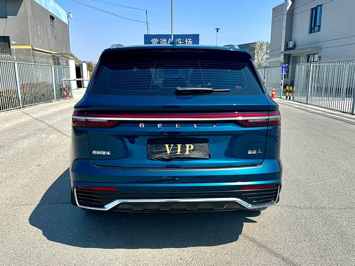 Фото 9 - Geely Monjaro