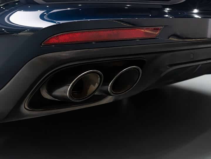 Фото 12 - Porsche Panamera