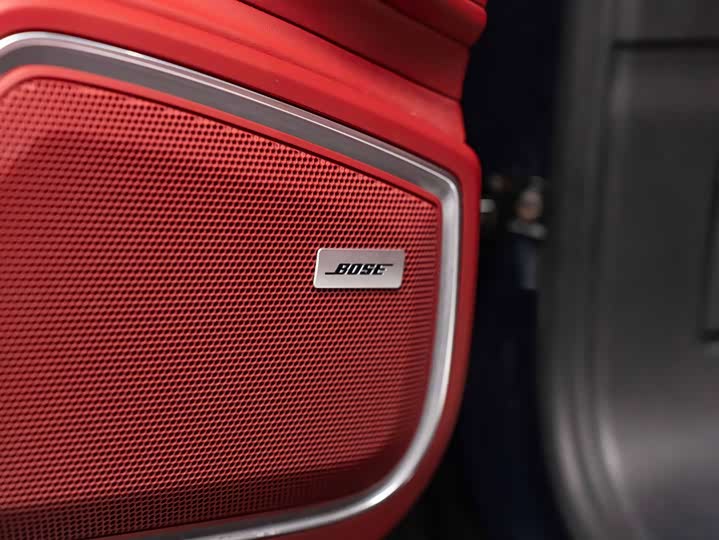 Фото 14 - Porsche Panamera