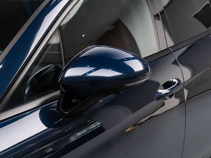 Фото 5 - Porsche Panamera