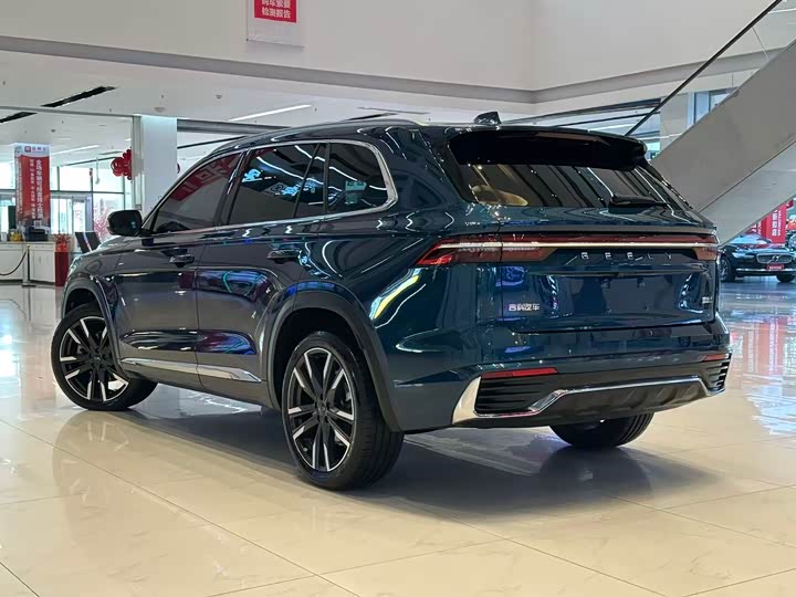 Фото 6 - Geely Monjaro