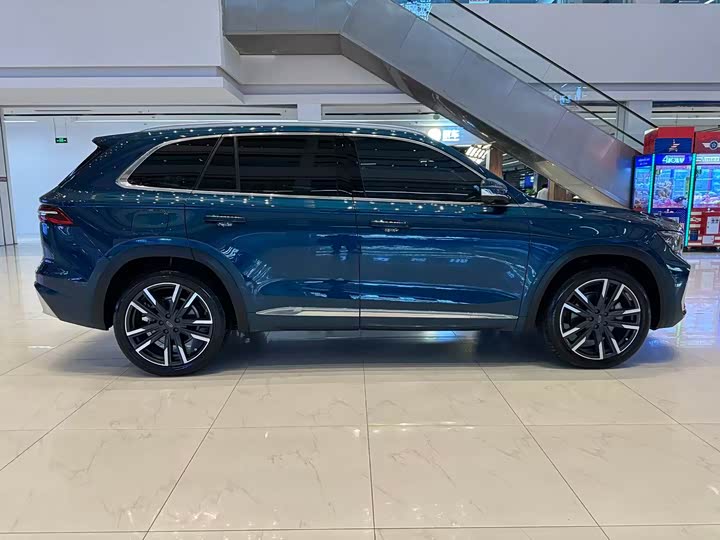 Фото 9 - Geely Monjaro