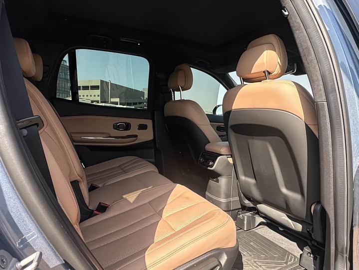 Фото 7 - Nio ES8