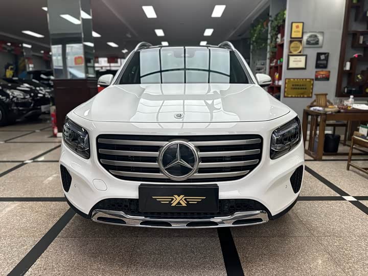 Фото 2 - Mercedes-Benz GLB-Class