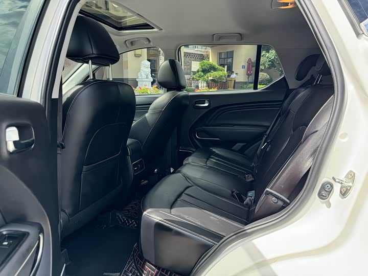 Фото 5 - GAC Trumpchi GS3