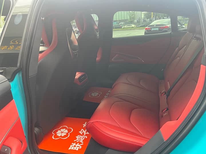 Фото 5 - Xiaomi SU7