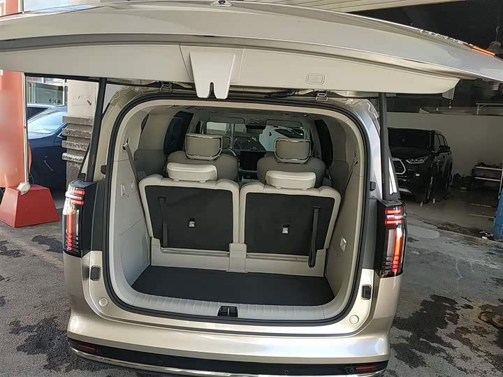 Volvo EM90 2025 2025款 Ultra 六座