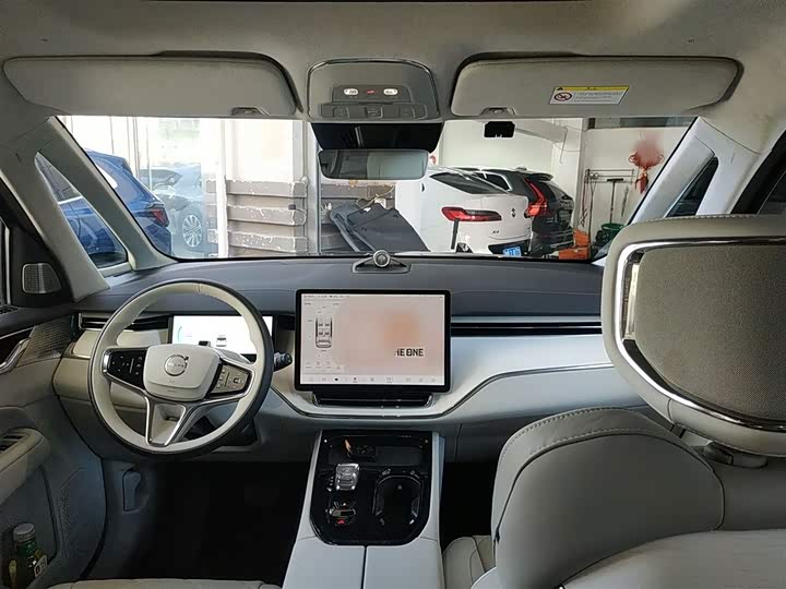 Volvo EM90 2025 2025款 Ultra 六座