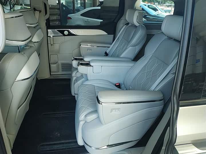 Volvo EM90 2025 2025款 Ultra 六座