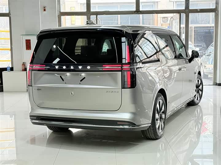 Volvo EM90 2025 2025款 Ultra 六座