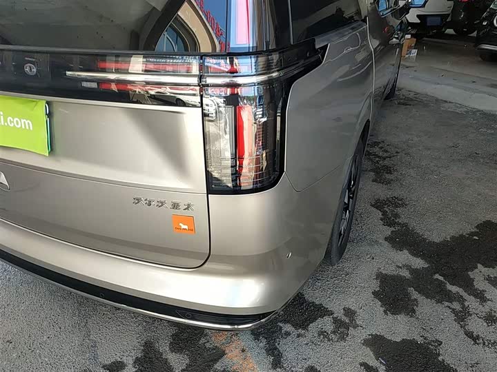 Volvo EM90 2025 2025款 Ultra 六座