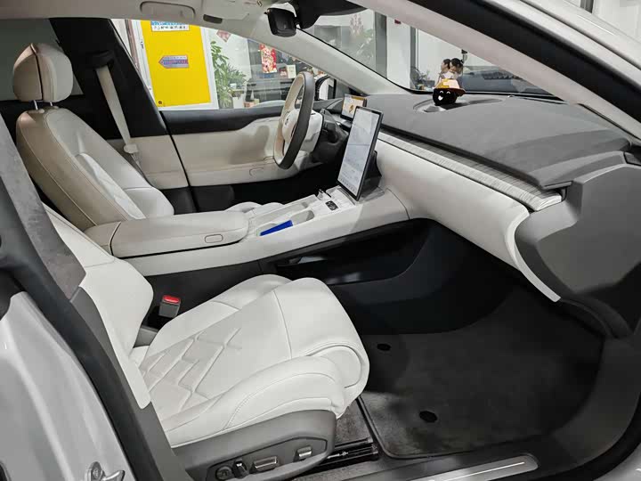 Фото 11 - Nio ET7