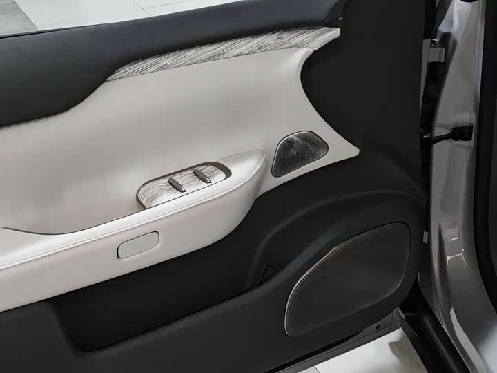 Фото 14 - Nio ET7