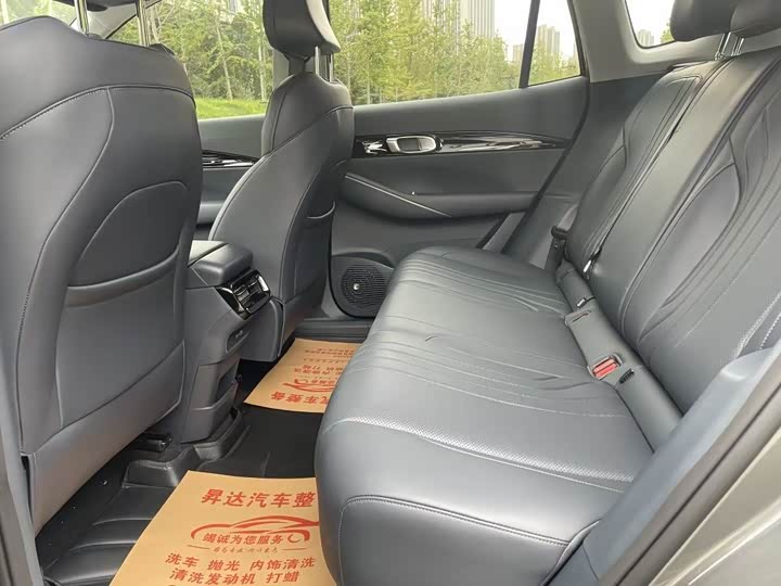 Фото 6 - Geely Galaxy E5