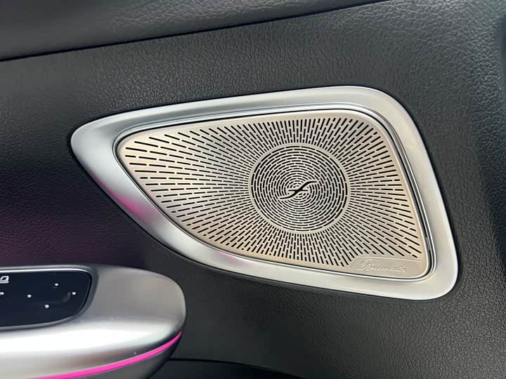 Фото 11 - Mercedes-Benz C-Class