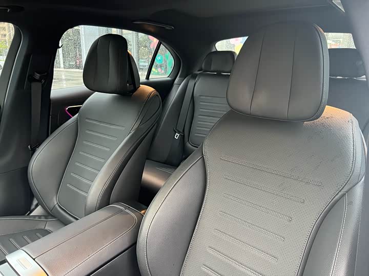 Фото 19 - Mercedes-Benz C-Class