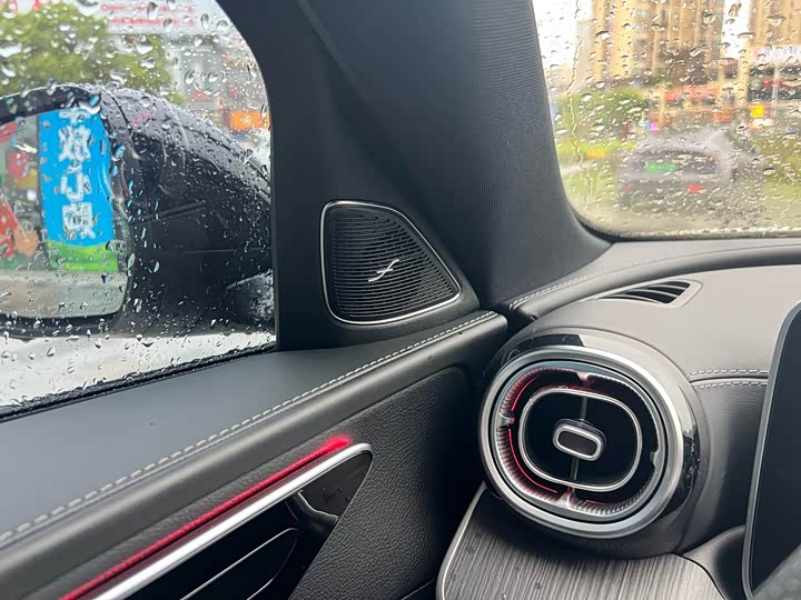 Фото 22 - Mercedes-Benz C-Class