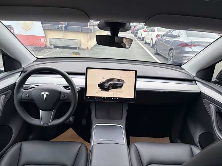 Фото 7 - Tesla Model Y