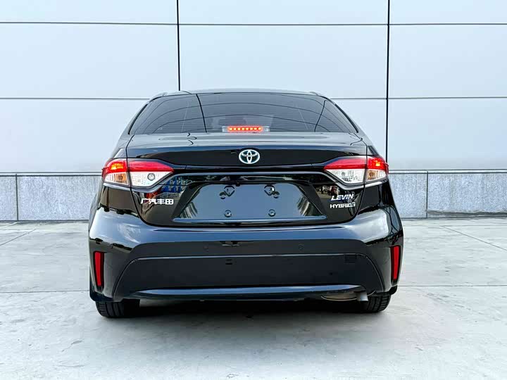 Фото 2 - Toyota Levin