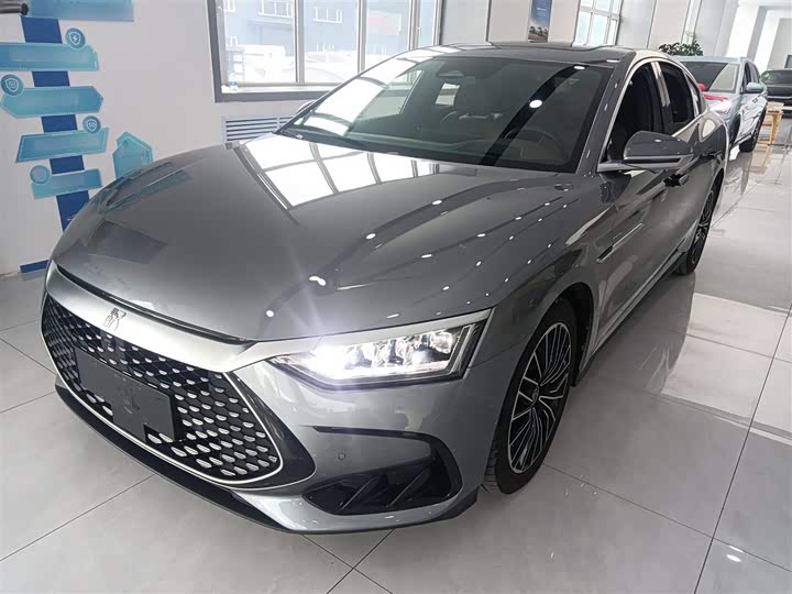 Фото 2 - BYD Han