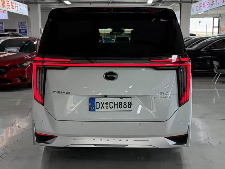 Фото 5 - GAC Trumpchi M8